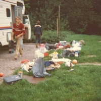 He Jan waar ga je met dat geld naar toe?